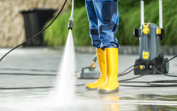 Why Choose Our Certified Pressure Washing Experts for Your Project Needs in Clinton, SC?